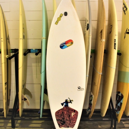 PLACEBOMAN used surf board 6'0