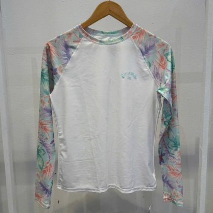 BILLABONG LONG SLEEVE T-SHIRT M