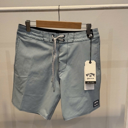 BILLABONG SHORT PANTS 